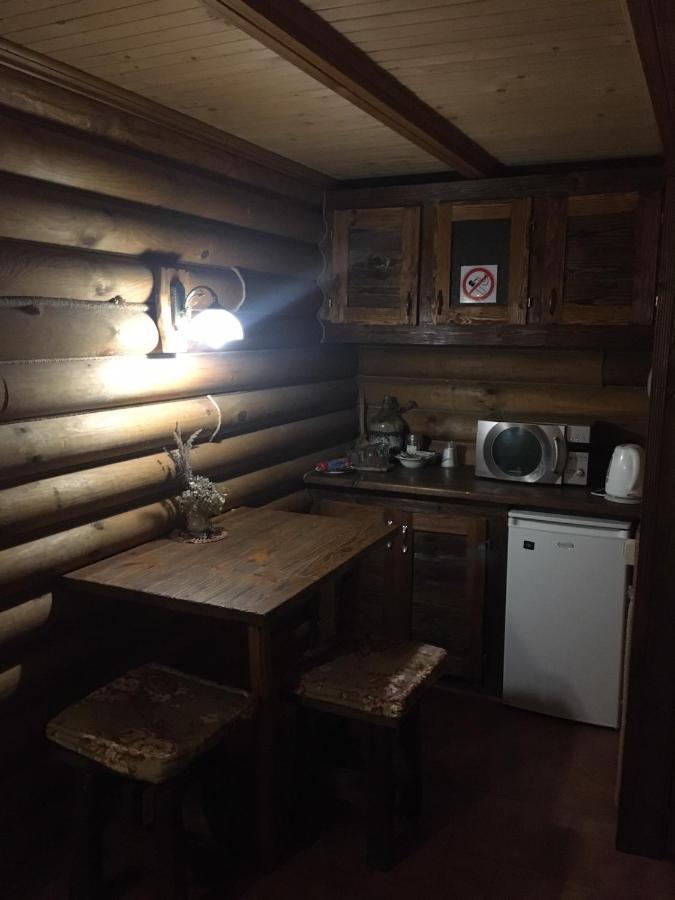"Волчья Хижина" Khmelʼnytsʼkyy Exteriör bild